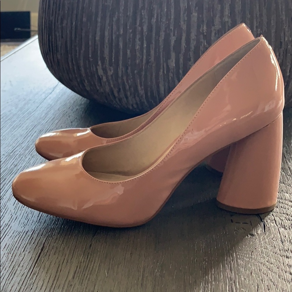 Louis et Cie Jayant pink patent pump 9 1/2
